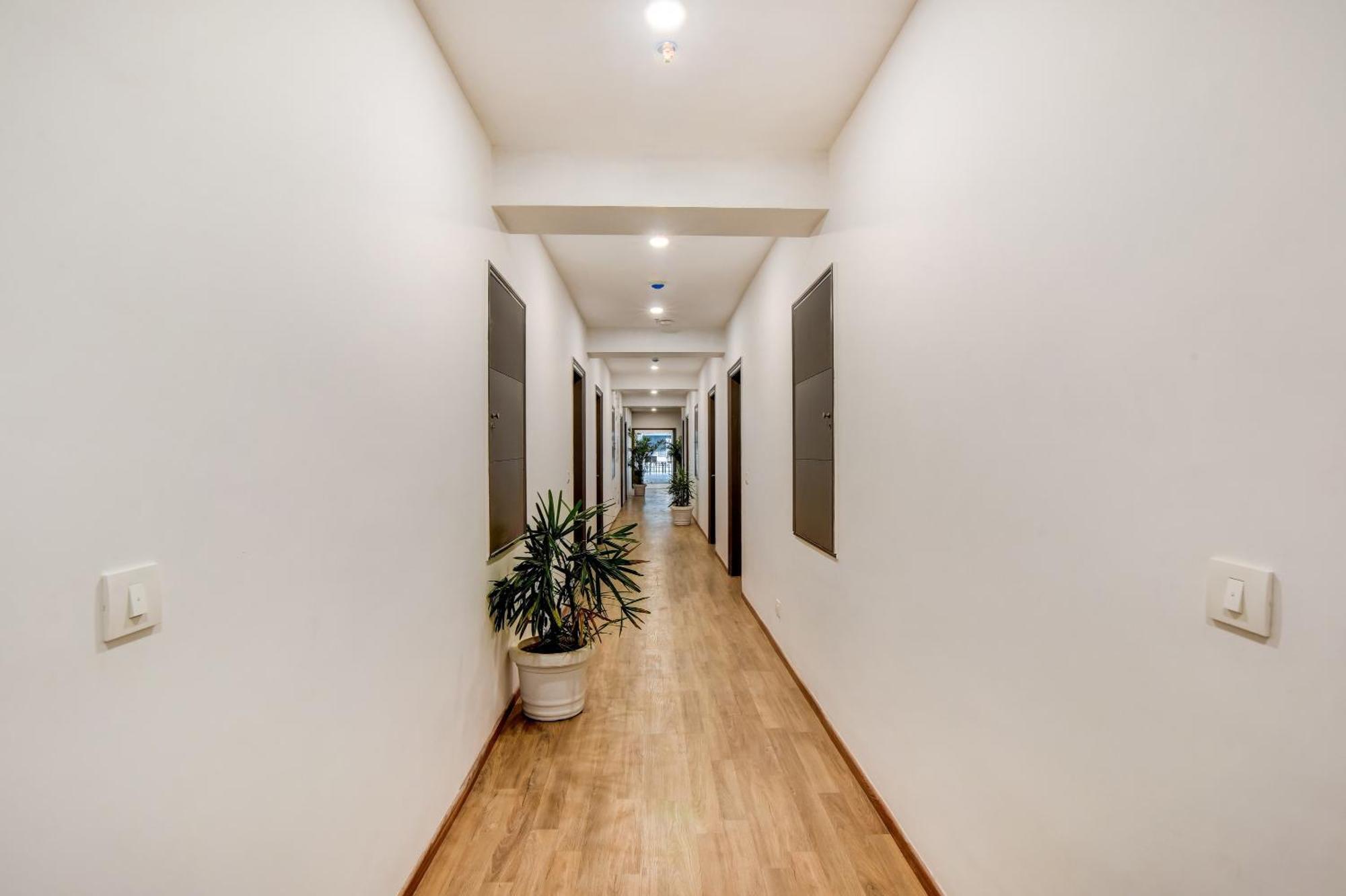 Townhouse 207 Hotel Downtown My Stay ジャイプール エクステリア 写真