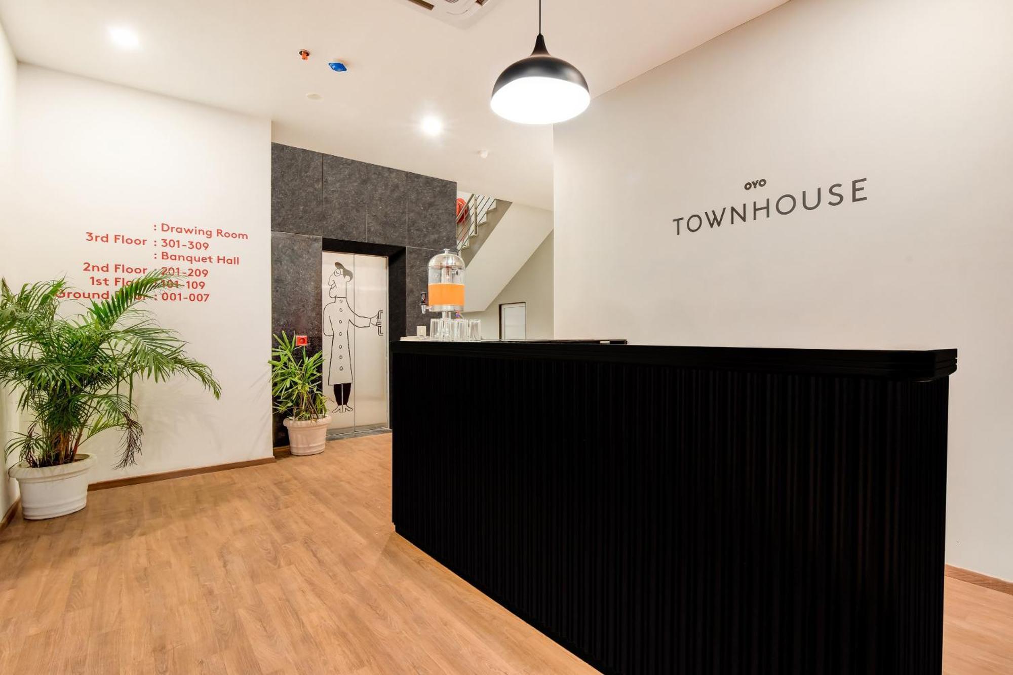 Townhouse 207 Hotel Downtown My Stay ジャイプール エクステリア 写真